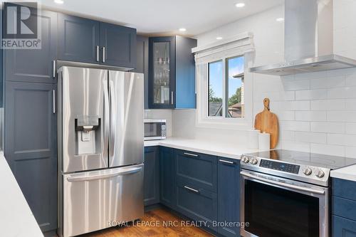 14 Laguna Crescent, St. Catharines, ON - Indoor Photo Showing Kitchen