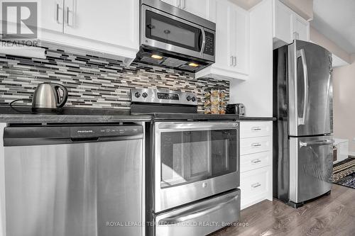 58 - 3200 Singleton Avenue, London, ON - Indoor Photo Showing Kitchen With Stainless Steel Kitchen With Upgraded Kitchen