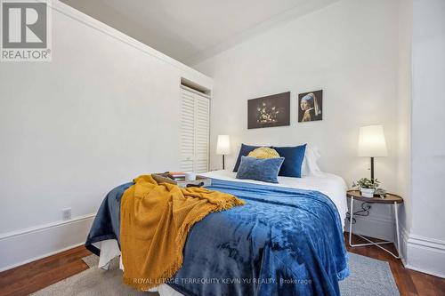 102 Bleecker Street, Toronto, ON - Indoor Photo Showing Bedroom