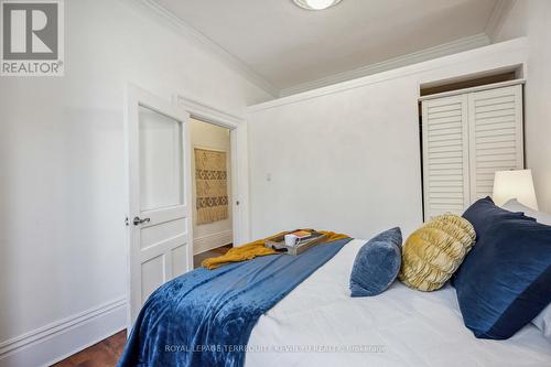 102 Bleecker Street, Toronto, ON - Indoor Photo Showing Bedroom