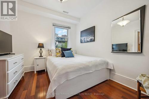 102 Bleecker Street, Toronto, ON - Indoor Photo Showing Bedroom