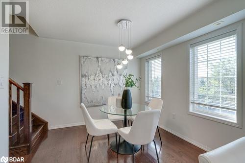 2614 Dashwood Drive Unit# 12, Oakville, ON - Indoor Photo Showing Dining Room