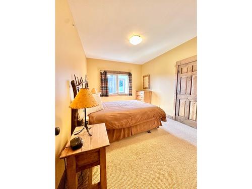 G5-D - 1351 Gerry Sorensen Way, Kimberley, BC - Indoor Photo Showing Bedroom