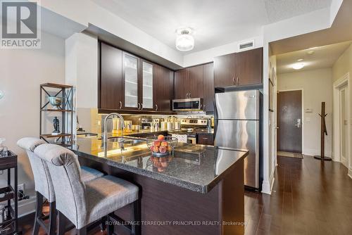 202B - 21 Upper Duke Crescent, Markham, ON - Indoor Photo Showing Kitchen