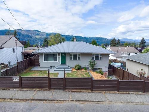 2588 11Th Ave, Port Alberni, BC 