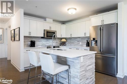 309 - 1 Chamberlain Crescent, Collingwood, ON - Indoor Photo Showing Kitchen With Upgraded Kitchen