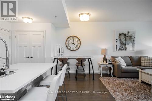 309 - 1 Chamberlain Crescent, Collingwood, ON - Indoor Photo Showing Living Room