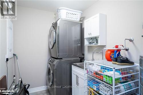 309 - 1 Chamberlain Crescent, Collingwood, ON - Indoor Photo Showing Laundry Room