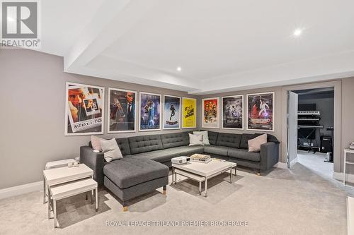 6 - 727 Apricot Drive, London, ON - Indoor Photo Showing Living Room