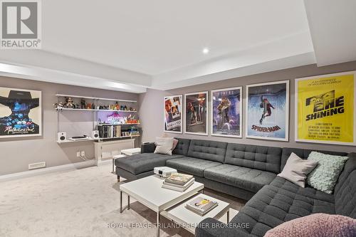 6 - 727 Apricot Drive, London, ON - Indoor Photo Showing Living Room