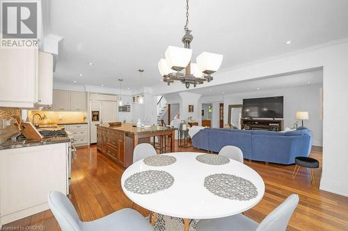 1185 Lansdown Drive, Oakville, ON - Indoor Photo Showing Dining Room