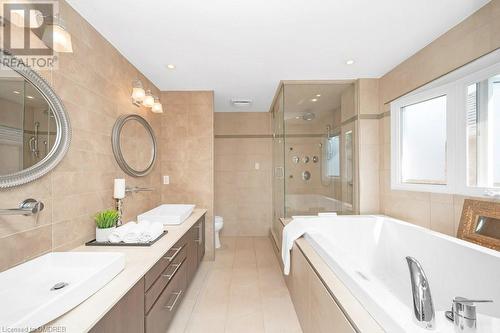 1185 Lansdown Drive, Oakville, ON - Indoor Photo Showing Bathroom