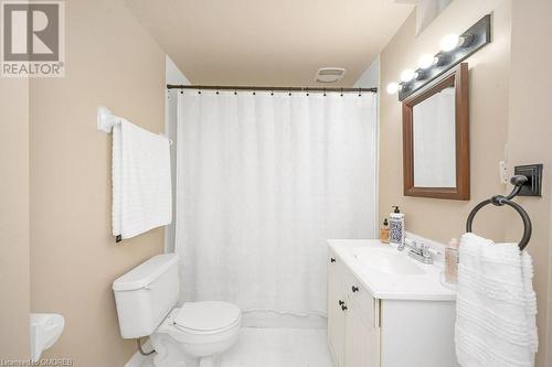 1185 Lansdown Drive, Oakville, ON - Indoor Photo Showing Bathroom