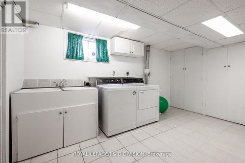 45 Blue Ridge Road, Toronto (Bayview Village), ON - Indoor Photo Showing Laundry Room