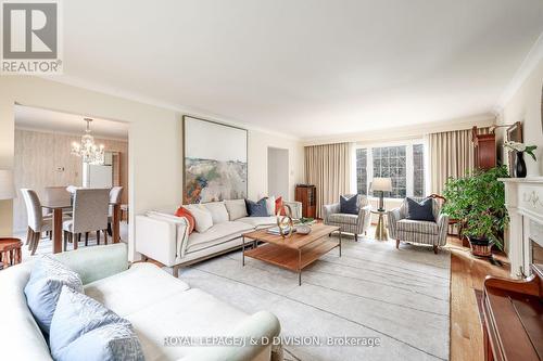 45 Blue Ridge Road, Toronto (Bayview Village), ON - Indoor Photo Showing Living Room With Fireplace