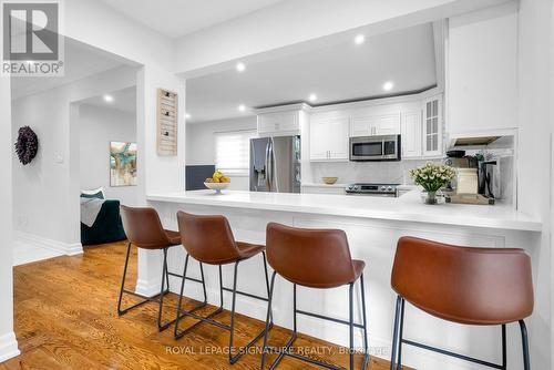 70 Wyndfield Crescent, Whitby (Pringle Creek), ON - Indoor Photo Showing Kitchen With Upgraded Kitchen