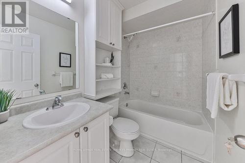 180 - 4950 Albina Way, Mississauga, ON - Indoor Photo Showing Bathroom