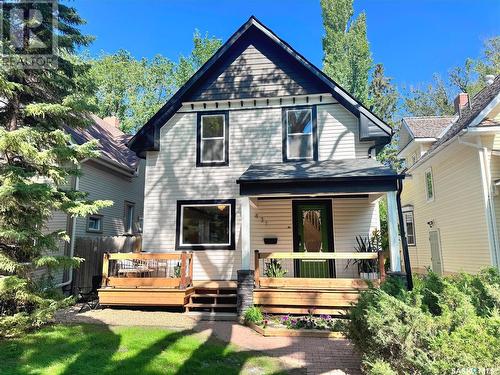 431 9Th Street E, Saskatoon, SK - Outdoor With Deck Patio Veranda