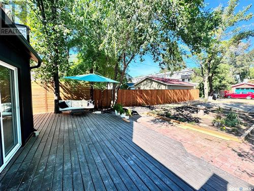 431 9Th Street E, Saskatoon, SK - Outdoor With Deck Patio Veranda