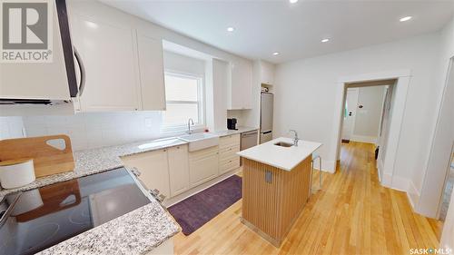 431 9Th Street E, Saskatoon, SK - Indoor Photo Showing Kitchen