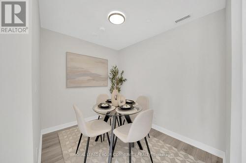 611 - 15 Ellerslie Avenue, Toronto (Willowdale West), ON - Indoor Photo Showing Dining Room