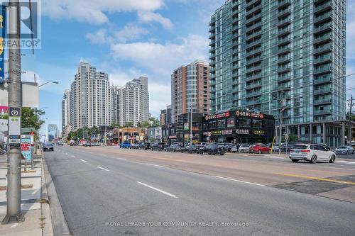 611 - 15 Ellerslie Avenue, Toronto (Willowdale West), ON - Outdoor With Balcony With Facade