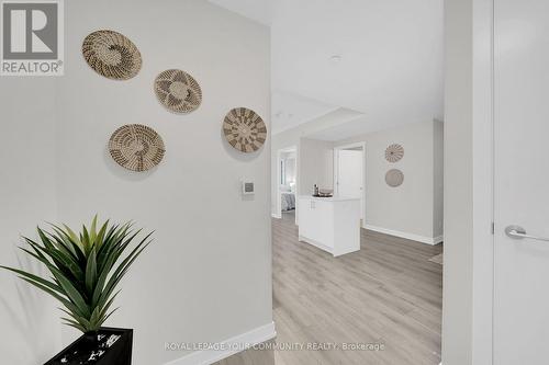 611 - 15 Ellerslie Avenue, Toronto, ON - Indoor Photo Showing Other Room