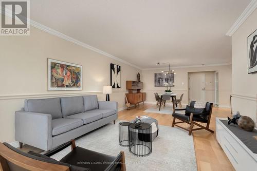 1505 - 65 Spring Garden Avenue, Toronto, ON - Indoor Photo Showing Living Room