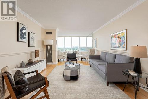 1505 - 65 Spring Garden Avenue, Toronto, ON - Indoor Photo Showing Living Room