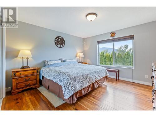 311 3Rd  S Avenue, Creston, BC - Indoor Photo Showing Bedroom