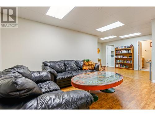 311 3Rd  S Avenue, Creston, BC - Indoor Photo Showing Basement