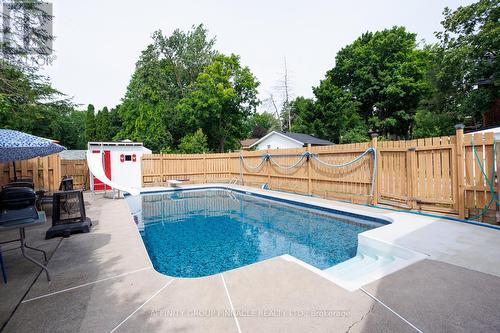 37 Sussex Street, Kawartha Lakes (Lindsay), ON - Outdoor With In Ground Pool With Deck Patio Veranda With Backyard