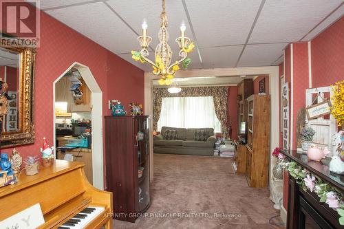 37 Sussex Street, Kawartha Lakes (Lindsay), ON - Indoor Photo Showing Other Room