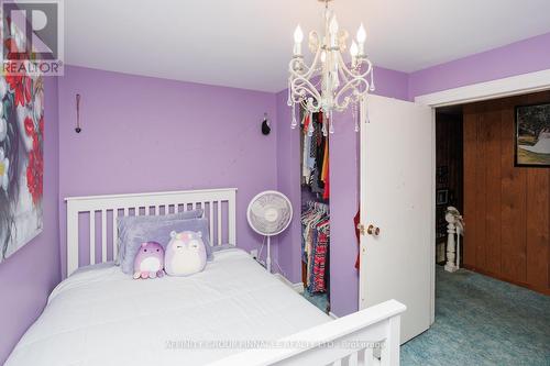 37 Sussex Street, Kawartha Lakes (Lindsay), ON - Indoor Photo Showing Bedroom