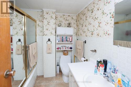 37 Sussex Street, Kawartha Lakes (Lindsay), ON - Indoor Photo Showing Bathroom