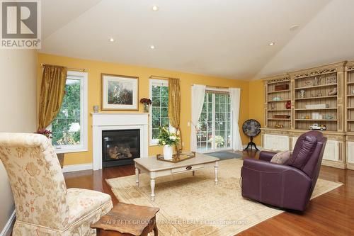 2 Fallingbrook Crescent, Kawartha Lakes (Lindsay), ON - Indoor Photo Showing Living Room With Fireplace