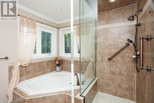 2 Fallingbrook Crescent, Kawartha Lakes (Lindsay), ON - Indoor Photo Showing Bathroom