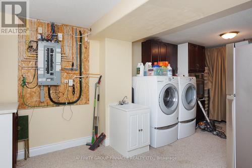 2 Fallingbrook Crescent, Kawartha Lakes (Lindsay), ON - Indoor Photo Showing Laundry Room