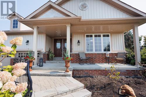 2 Fallingbrook Crescent, Kawartha Lakes (Lindsay), ON - Outdoor With Facade