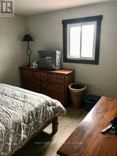 1959 Sturgeon Road, Kawartha Lakes (Dunsford), ON - Indoor Photo Showing Bedroom