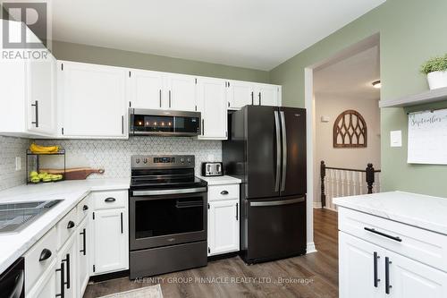 53 Madill Crescent, Kawartha Lakes (Lindsay), ON - Indoor Photo Showing Kitchen