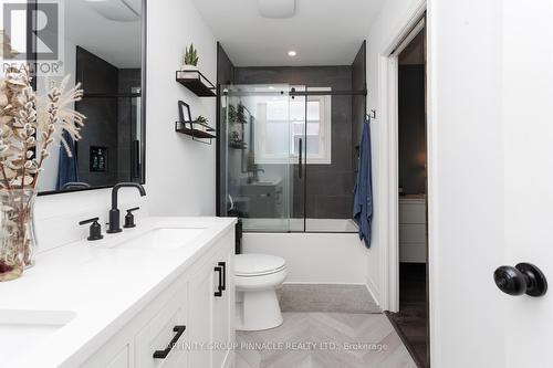 53 Madill Crescent, Kawartha Lakes (Lindsay), ON - Indoor Photo Showing Bathroom