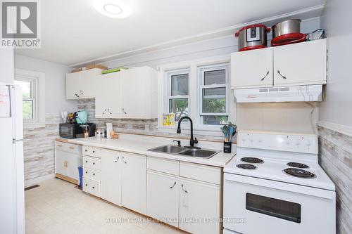 124 Colborne Street, Kawartha Lakes (Lindsay), ON - Indoor Photo Showing Kitchen With Double Sink