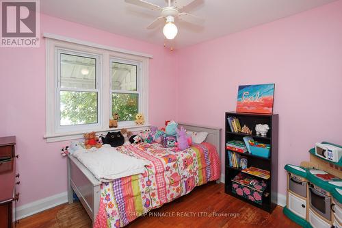 124 Colborne Street, Kawartha Lakes (Lindsay), ON - Indoor Photo Showing Bedroom