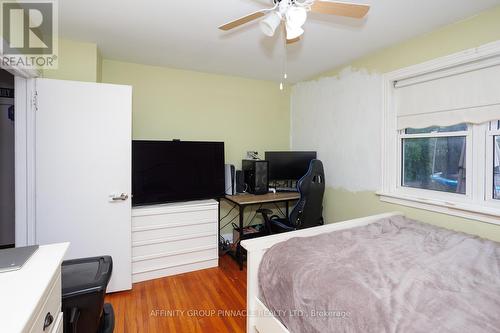 124 Colborne Street, Kawartha Lakes (Lindsay), ON - Indoor Photo Showing Bedroom