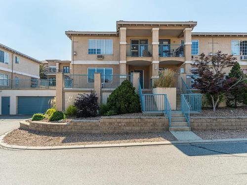 204-875 Sahali Terrace, Kamloops, BC 