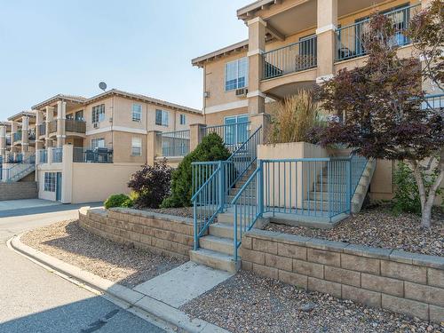 204-875 Sahali Terrace, Kamloops, BC 