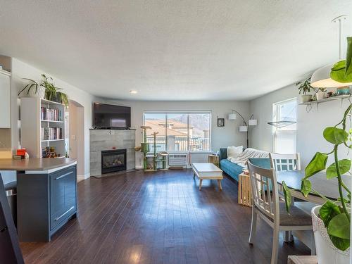 204-875 Sahali Terrace, Kamloops, BC 