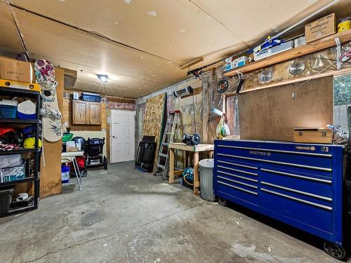 2264 Coutlee Ave, Merritt, BC - Indoor Photo Showing Garage