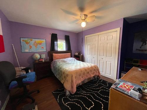 1309 Fir Ave, Merritt, BC - Indoor Photo Showing Bedroom